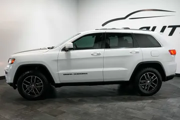 2018 Jeep Grand Cherokee Laredo thumbnail