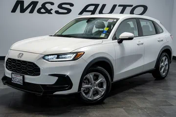 2023 Honda HR-V LX thumbnail