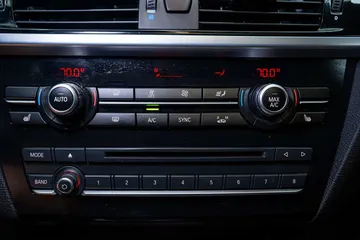 2016 BMW X3 xDrive28i thumbnail