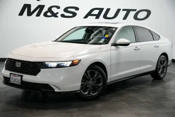 2023 Honda Accord EX thumbnail