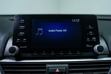 2019 Honda Accord LX thumbnail