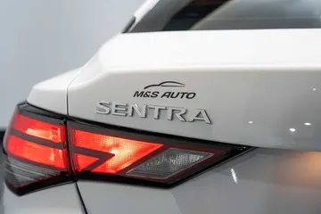 2025 Nissan Sentra SV thumbnail
