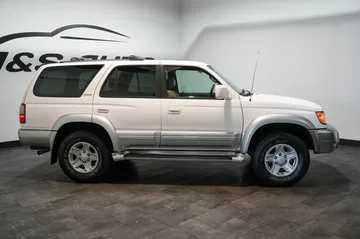 2000 Toyota 4Runner Limited thumbnail