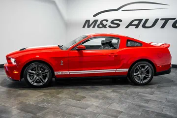 2012 Ford Mustang Shelby GT500 thumbnail