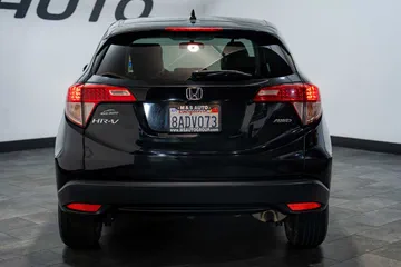 2017 Honda HR-V EX thumbnail