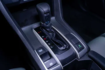 2021 Honda Civic LX thumbnail