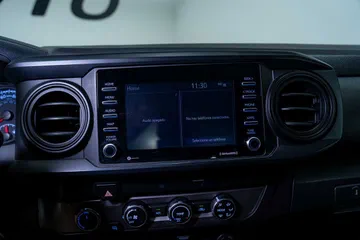 2021 Toyota Tacoma SR thumbnail