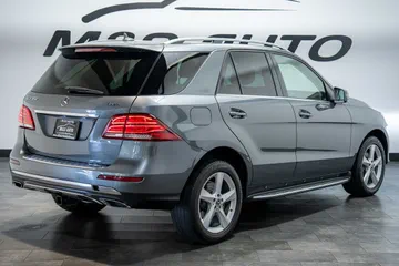 2017 Mercedes-Benz GLE 350 4MATIC thumbnail