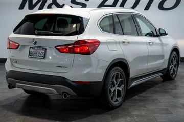 2018 BMW X1 xDrive28i thumbnail