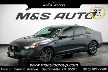 2023 Honda Accord EX thumbnail