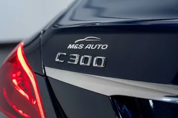 2015 Mercedes-Benz C-Class Sedan thumbnail
