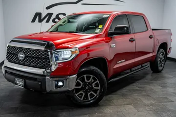 2018 Toyota Tundra SR5 thumbnail