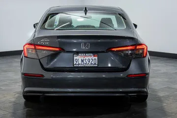 2024 Honda Civic LX thumbnail