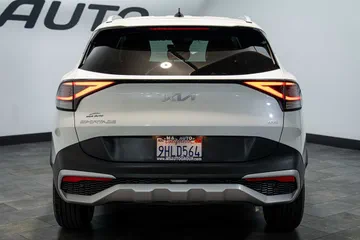 2023 Kia Sportage EX thumbnail