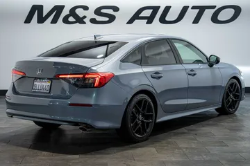 2024 Honda Civic Sport thumbnail