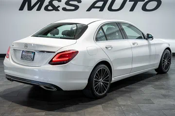 2021 Mercedes-Benz C-Class Sedan thumbnail