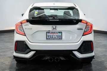 2019 Honda Civic Sport Touring thumbnail
