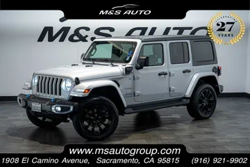 2023 Jeep Wrangler Sahara thumbnail