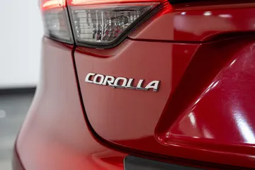 2020 Toyota Corolla XSE thumbnail