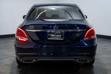 2015 Mercedes-Benz C-Class Sedan thumbnail