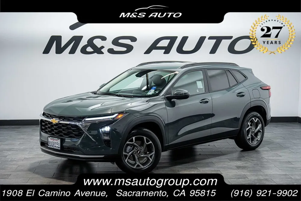 2025 Chevrolet Trax LT
