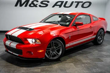 2012 Ford Mustang Shelby GT500 thumbnail