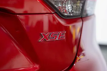 2020 Toyota Corolla XSE thumbnail