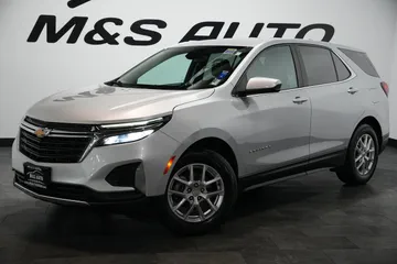 2022 Chevrolet Equinox LT thumbnail