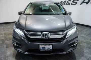 2018 Honda Odyssey Elite thumbnail