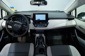2023 Toyota Corolla Hybrid LE thumbnail