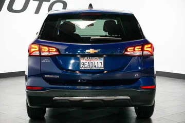 2022 Chevrolet Equinox LT thumbnail