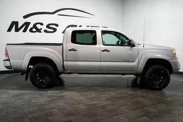 2012 Toyota Tacoma PreRunner thumbnail