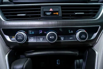 2019 Honda Accord LX thumbnail