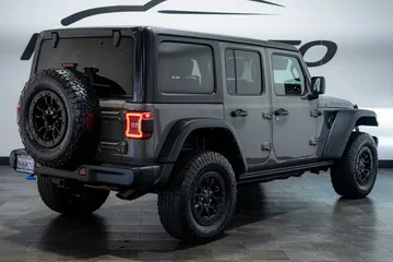 2023 Jeep Wrangler Rubicon thumbnail