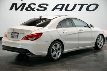2016 Mercedes-Benz CLA 250 thumbnail