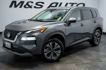 2023 Nissan Rogue SV thumbnail