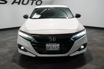 2021 Honda Accord Sport thumbnail