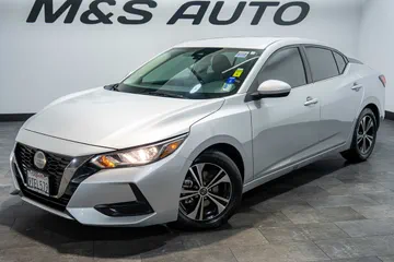 2023 Nissan Sentra SV thumbnail