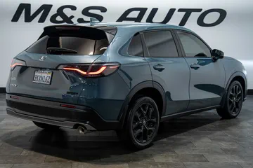 2024 Honda HR-V Sport thumbnail