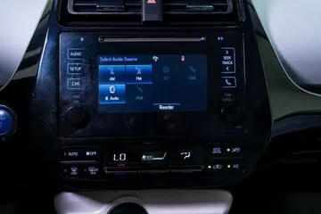 2017 Toyota Prius Two thumbnail