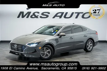 2022 Hyundai Sonata SE thumbnail