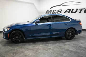 2022 BMW 3 Series 330i thumbnail