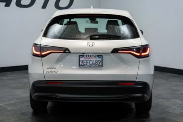 2023 Honda HR-V LX thumbnail