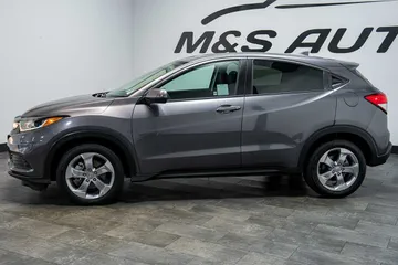 2022 Honda HR-V LX thumbnail