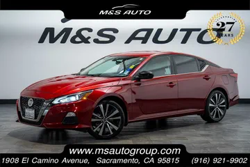 2021 Nissan Altima 2.5 SR thumbnail