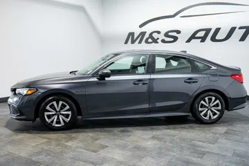 2024 Honda Civic LX thumbnail