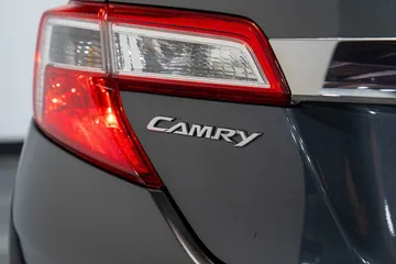 2012 Toyota Camry XLE thumbnail