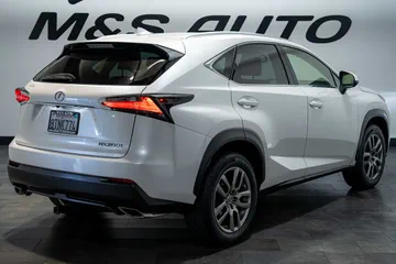 2015 Lexus NX 250 Luxury thumbnail