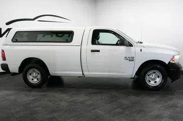 2023 Ram 1500 Tradesman thumbnail