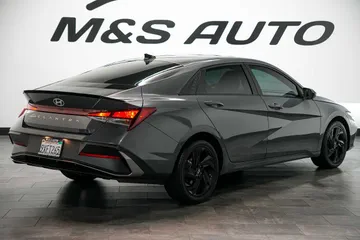 2026 Hyundai Elantra SEL Sport thumbnail